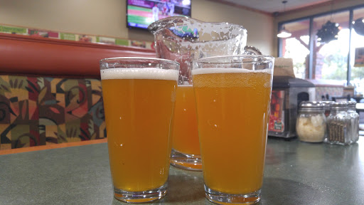 Pizza Restaurant «Round Table Pizza», reviews and photos, 7732 Limonite Ave, Riverside, CA 92509, USA