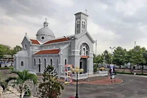 Hanh Thong Tay Parish Church image
