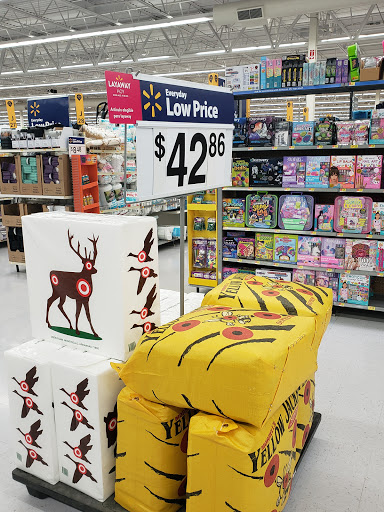 Department Store «Walmart Supercenter», reviews and photos, 121 Peter Pan Rd, Independence, KS 67301, USA