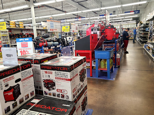 Hardware Store «Harbor Freight Tools», reviews and photos, 22330 S Sterling Blvd STE 101, Sterling, VA 20164, USA