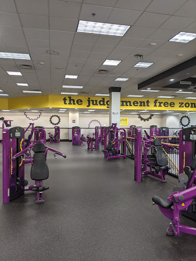 Gym «Planet Fitness», reviews and photos, 110 Federal Rd, Danbury, CT 06811, USA