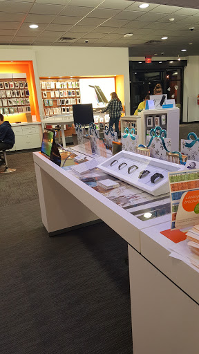 Cell Phone Store «AT&T», reviews and photos, 11555 Parkside Dr, Farragut, TN 37934, USA