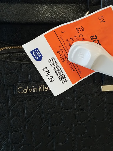 Clothing Store «Ross Dress for Less», reviews and photos, 1038 N El Camino Real, Encinitas, CA 92024, USA