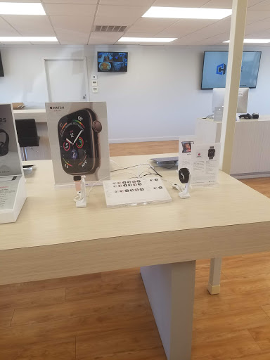 Computer Store «Computer Hardware Lincoln - Apple Premier Partner», reviews and photos, 235 S 70th St #101, Lincoln, NE 68510, USA