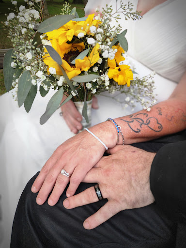 Florist «Mulberry Florist», reviews and photos, 811 N Mulberry St, Elizabethtown, KY 42701, USA