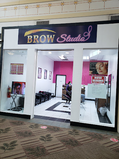 Shopping Mall «The Lakes Mall», reviews and photos, 5600 Harvey St, Muskegon, MI 49444, USA