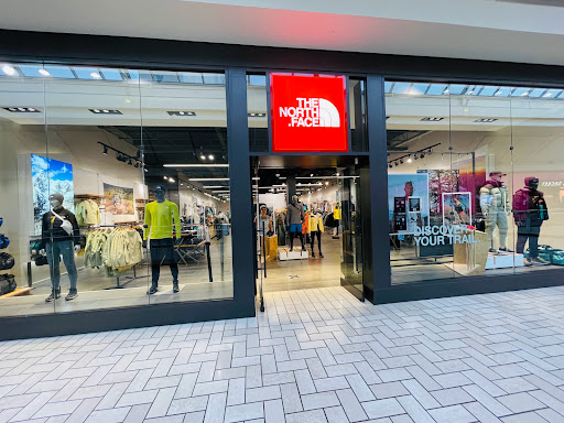 Clothing Store «The North Face», reviews and photos, 8080L Tysons Corner Center, Tysons, VA 22102, USA