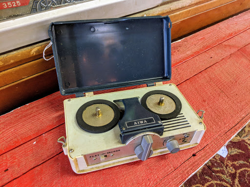 Flea Market «Red Barn Flea Market Auction», reviews and photos, 3381 Kings Hwy, Colonial Beach, VA 22443, USA