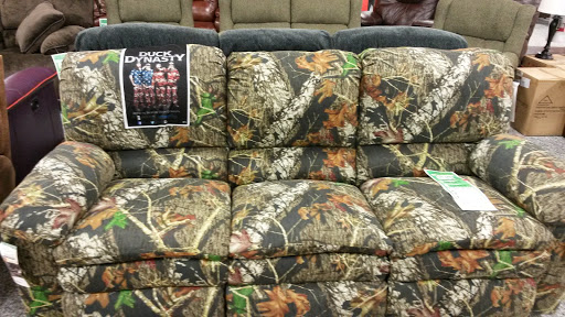 Furniture Store «Wolf Furniture Clearance Outlet», reviews and photos, 5830 Ballenger Creek Pike, Frederick, MD 21703, USA