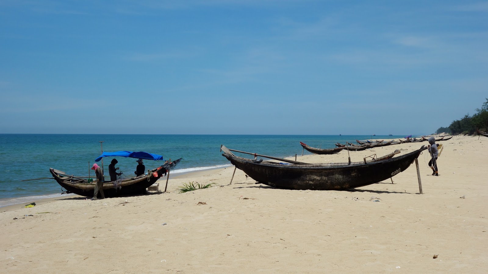 Thuan An Beach photo #5