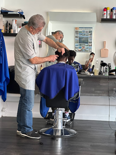 Salon Belati v/Zaya Odesho Warda Al-Belati in Skanderborg, Skanderborg