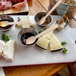 Photo n°6 de l'avis de Marisa.a fait le 14/05/2024 à 06:03 sur le  Enoteca Il Quartino di Marchesi Frescobaldi à Pelago