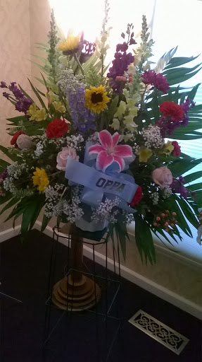 Florist «F R Brice Florist», reviews and photos, 901 Teall Ave, Syracuse, NY 13206, USA