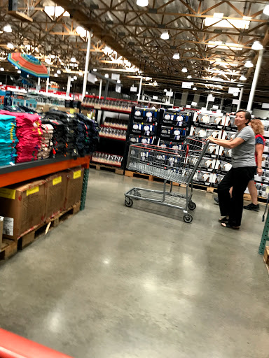 Warehouse store «Costco Wholesale», reviews and photos, 3901 W Costco Dr, Tucson, AZ 85741, USA