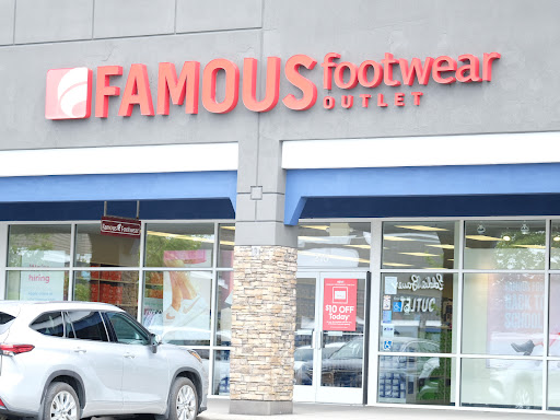 Shoe Store «Famous Footwear Outlet», reviews and photos, 1111 N Roosevelt Dr, Seaside, OR 97138, USA