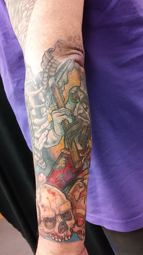 Tattoo Shop «Lady Luck Tattoo», reviews and photos, 211 S Main St, Canandaigua, NY 14424, USA