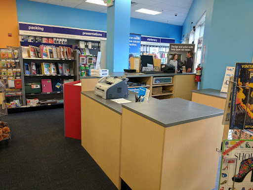 Print Shop «FedEx Office Print & Ship Center», reviews and photos, 606 1st Ave N, Seattle, WA 98109, USA