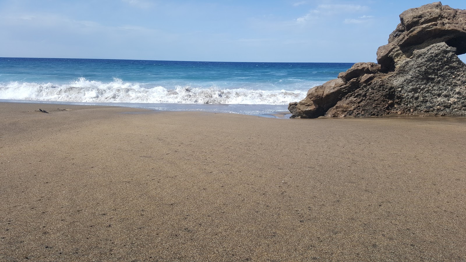 Photo of Playa de la Solapa - popular place among relax connoisseurs