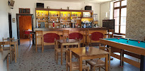 Atmosphère du Restaurant Le Montafilan (Auberge Bar Épicerie) à Mareau-aux-Bois - n°4