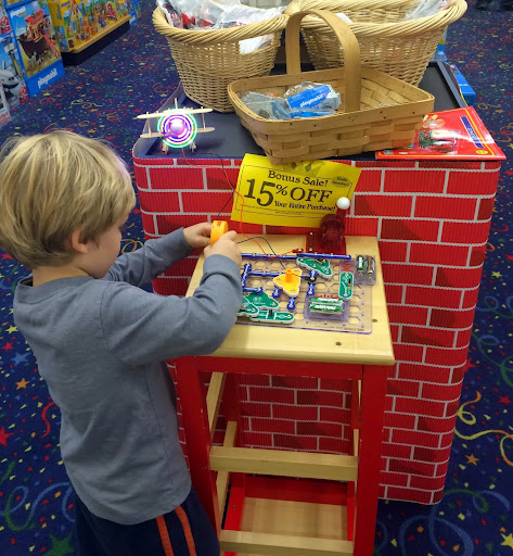 Toy Store «King Arthurs Court Toys», reviews and photos, 3040 Madison Rd, Cincinnati, OH 45209, USA