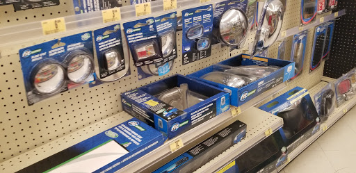 Auto Parts Store «Advance Auto Parts», reviews and photos, 1215 Main St, Hamilton, OH 45013, USA