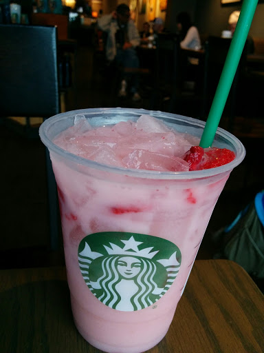 Coffee Shop «Starbucks», reviews and photos, 4900 13th Ave SW, Fargo, ND 58103, USA