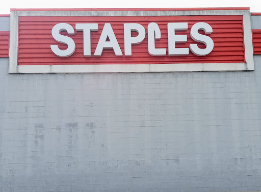 Office Supply Store «Staples», reviews and photos, 3601 Towne Blvd, Franklin, OH 45005, USA