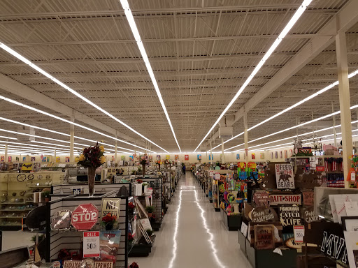 Craft Store «Hobby Lobby», reviews and photos, 1660 S Robert St, West St Paul, MN 55118, USA