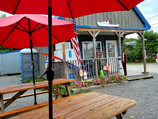 Seafood Market «Dorr Lobster Seafood Market», reviews and photos, 372 Shore Rd, Ellsworth, ME 04605, USA