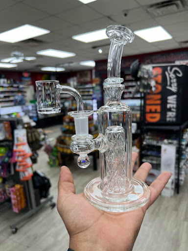 Vaporizer Store «Vapors Smoke shop», reviews and photos, 501 Hargrove Rd E f, Tuscaloosa, AL 35401, USA