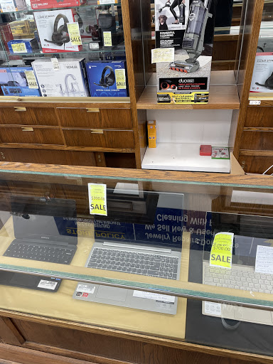 Pawn Shop «EZ Pawn Corp», reviews and photos, 253-06 Rockaway Blvd, Rosedale, NY 11422, USA