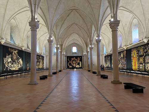 Ancien hôpital Saint-Jean (XIIe siècle) à Angers