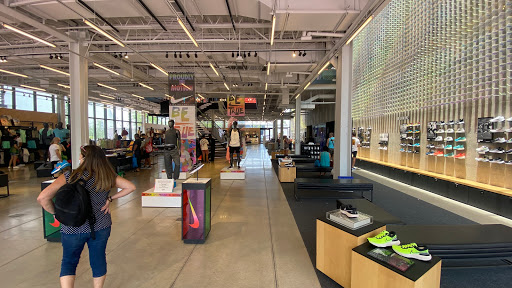 Clothing Store «Nike Miami», reviews and photos, 1035 Lincoln Rd, Miami Beach, FL 33139, USA