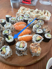 Plats et boissons du Restaurant japonais Sim Sushi à Saint-Martin-des-Champs - n°1