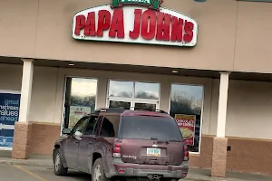 Papa Johns Pizza image