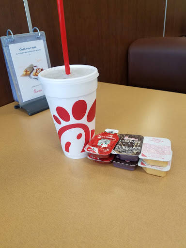 Fast Food Restaurant «Chick-fil-A», reviews and photos, 12101 Seal Beach Blvd, Seal Beach, CA 90740, USA