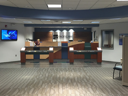 Credit Union «Pacific NW Federal Credit Union - PNWFCU Branch & ATM», reviews and photos