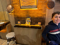 Atmosphère du Restaurant servant de la raclette Les Marmottes à Paris - n°5