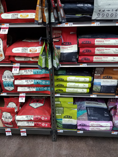 Pet Supply Store «Pet Supplies Plus», reviews and photos, 1012 W Hebron Pkwy #120, Carrollton, TX 75010, USA