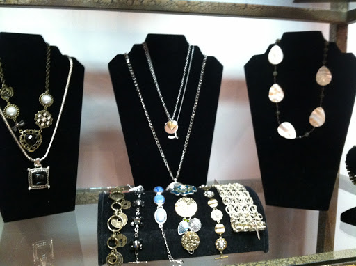 Consignment Shop «Upscale Resale Boutique LLC», reviews and photos, 12010 Southshore Pointe Dr, Midlothian, VA 23112, USA