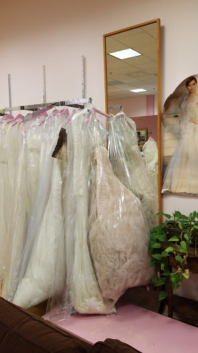 Bridal Shop «The Aventura Bridal & Tuxedo», reviews and photos, 102 Towne Center Cir, Sanford, FL 32771, USA