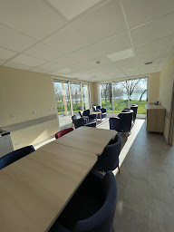 Photo n°8 de Relais Les Rives du Lac à Coulonges-sur-Sarthe ()