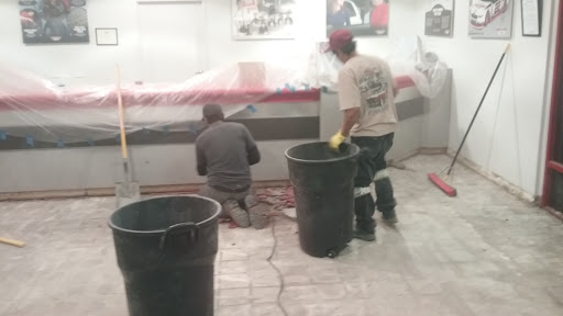 Tire Shop «Discount Tire Store - San Diego, CA», reviews and photos, 5860 Miramar Rd, San Diego, CA 92121, USA