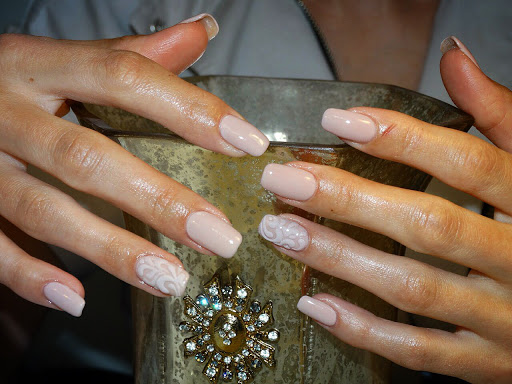 Beauty Salon «Kote Beauty House - Beauty Treatments & Hair Services Salon», reviews and photos, 9675 Wilshire Blvd, Beverly Hills, CA 90212, USA