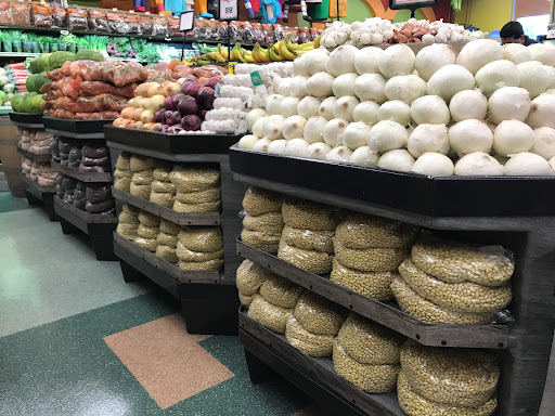 Grocery Store «La Plaza Market», reviews and photos, 515 McLaughlin Ave, San Jose, CA 95116, USA
