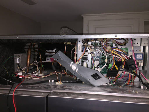 Appliances and Electronics Repair Lab in Houston, Texas