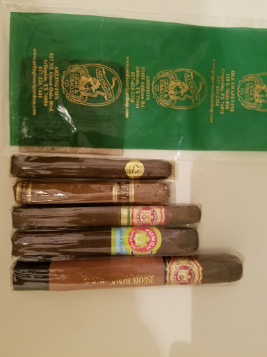 Cigar Shop «Addison Cigar Shop», reviews and photos, 15401 Addison Rd, Addison, TX 75001, USA