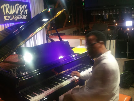 Restaurant «Trumpets Jazz Club & Restaurant», reviews and photos, 6 Depot Square, Montclair, NJ 07042, USA