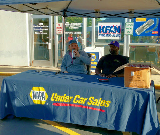 Auto Parts Store «NAPA Auto Parts - Genuine Parts Company», reviews and photos, 7400 W 27th St, St Louis Park, MN 55426, USA