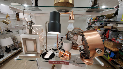 Shopping Mall «Berkshire Shopping Center», reviews and photos, 67 Newtown Rd, Danbury, CT 06810, USA